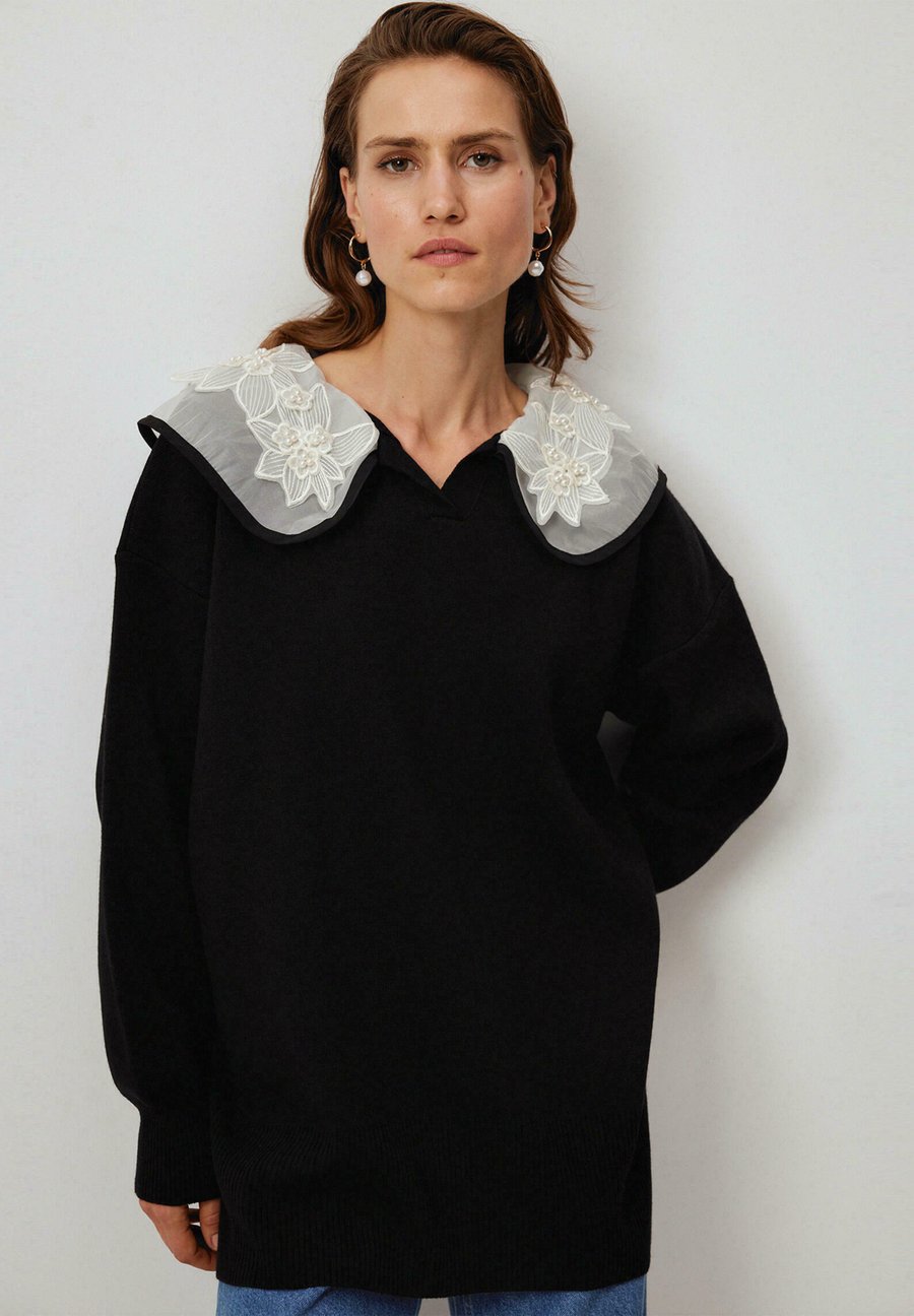 Джемпер Touché Privé EMBROIDERED DETAILED ON THE COLLAR, Black/Black
Джемпер Touché Privé EMBROIDERED DETAILED ON THE COLLAR, Black/Black