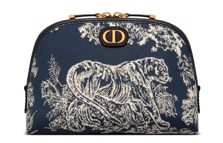 DIOR 30 Montaigne Technical Fabric Storage Bag Clutch Makeup Bag Medium Size Women's Blue
DIOR 30 Montaigne Technical Fabric Storage Bag Clutch Makeup Bag Medium Size Women's Blue