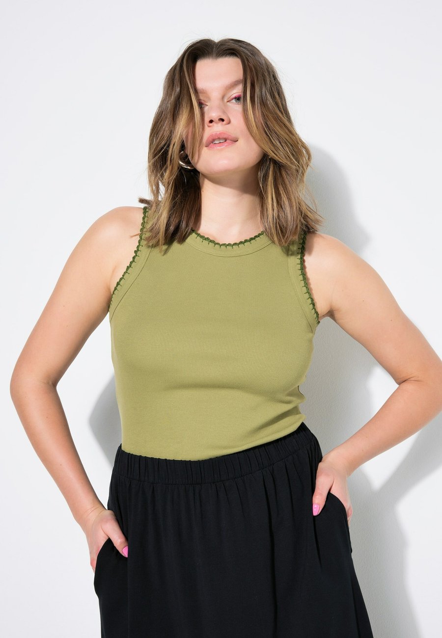 Топ Studio Untold EINFASSUNGEN, Green/Black
Топ Studio Untold EINFASSUNGEN, Green/Black