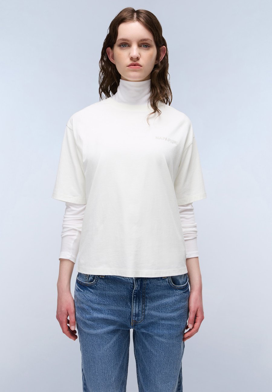 Футболка Napapijri Print T-shirt, White Heron/White, Белый, Футболка Napapijri Print T-shirt, White Heron/White
Футболка Napapijri Print T-shirt, White Heron/White, Белый, Футболка Napapijri Print T-shirt, White Heron/White