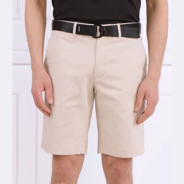 Современные шорты из твила приталенного кроя + ремень Calvin Klein, бежевый
Современные шорты из твила приталенного кроя + ремень Calvin Klein, бежевый