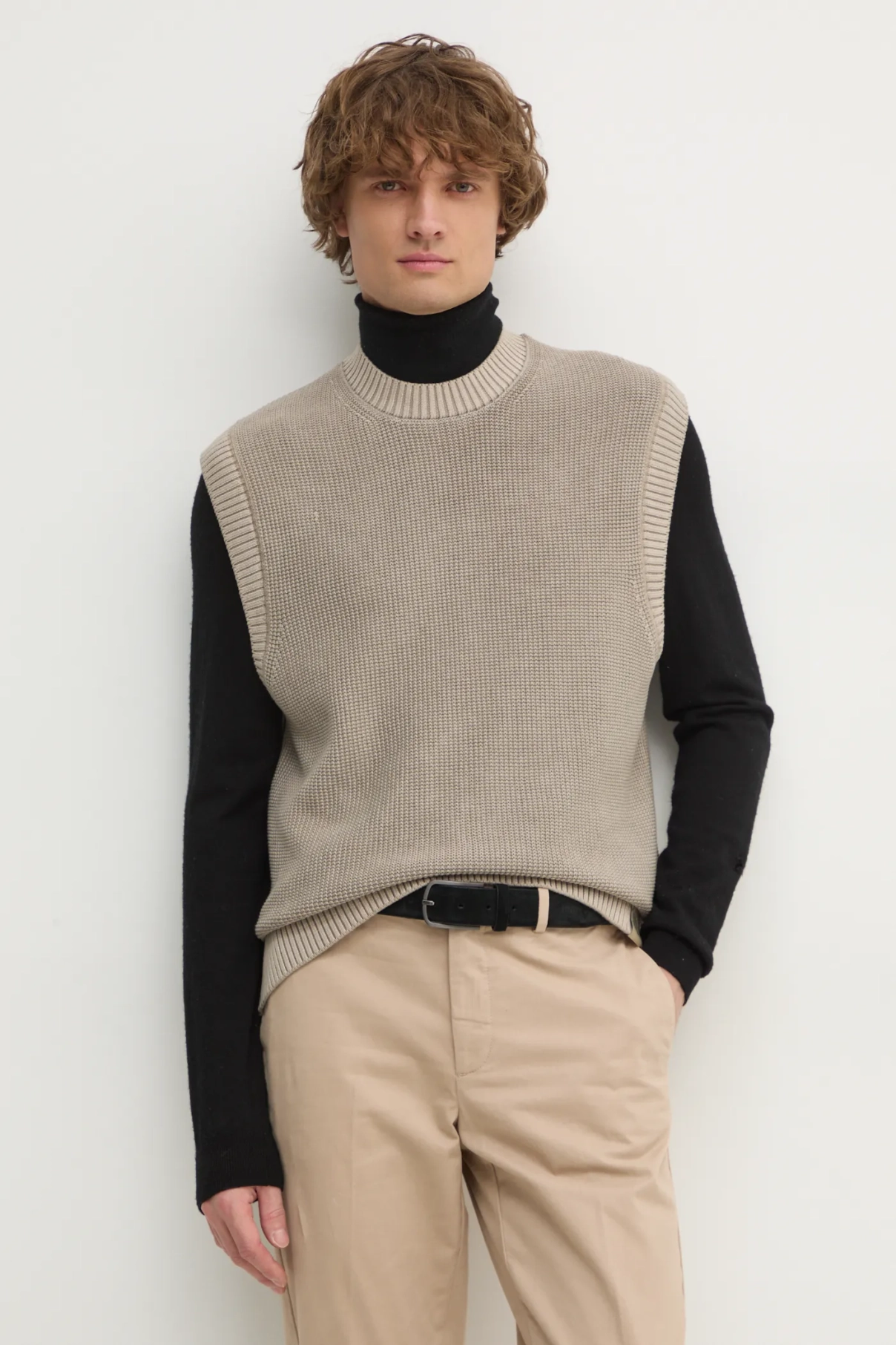 Свитер Calvin Klein Jeans, бежевый
Свитер Calvin Klein Jeans, бежевый