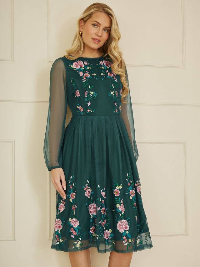 Сетчатое платье миди с цветочной вышивкой Yumi, зеленый
Сетчатое платье миди с цветочной вышивкой Yumi, зеленый