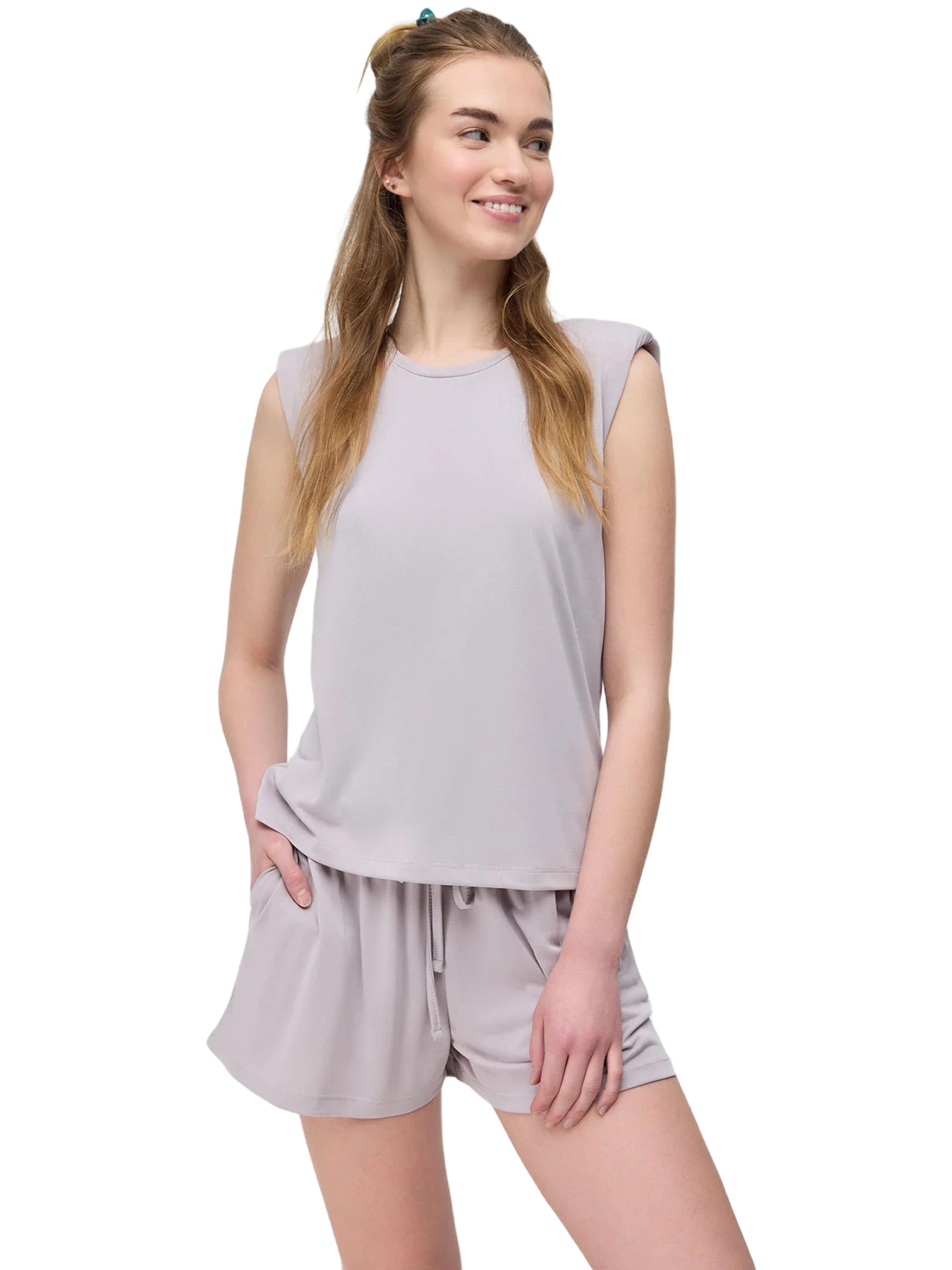 No Matter What Топ в светло-сером цвете
No Matter What Топ в светло-сером цвете