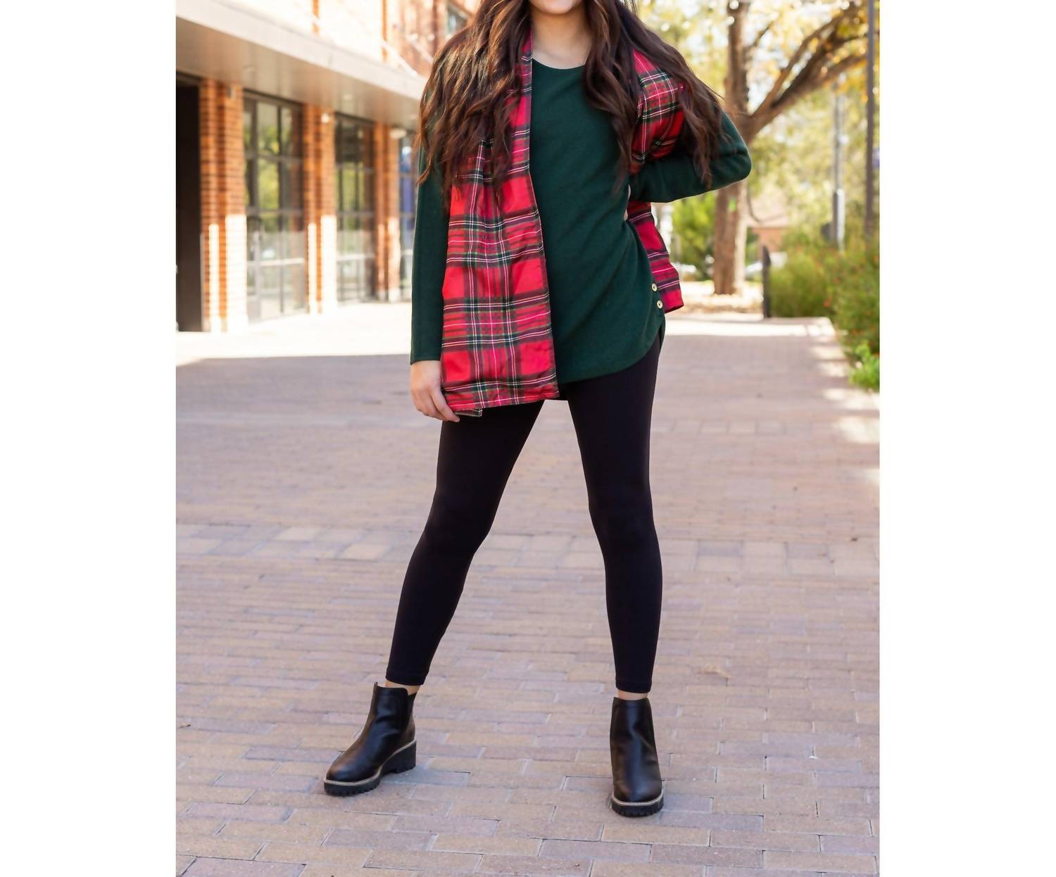 Черные леггинсы без карманов полной длины Julia Rose
Черные леггинсы без карманов полной длины Julia Rose