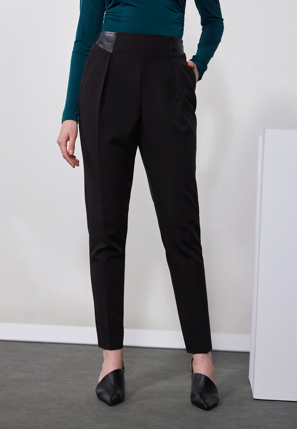 Брюки Anna Field, черный 
Брюки Anna Field, черный