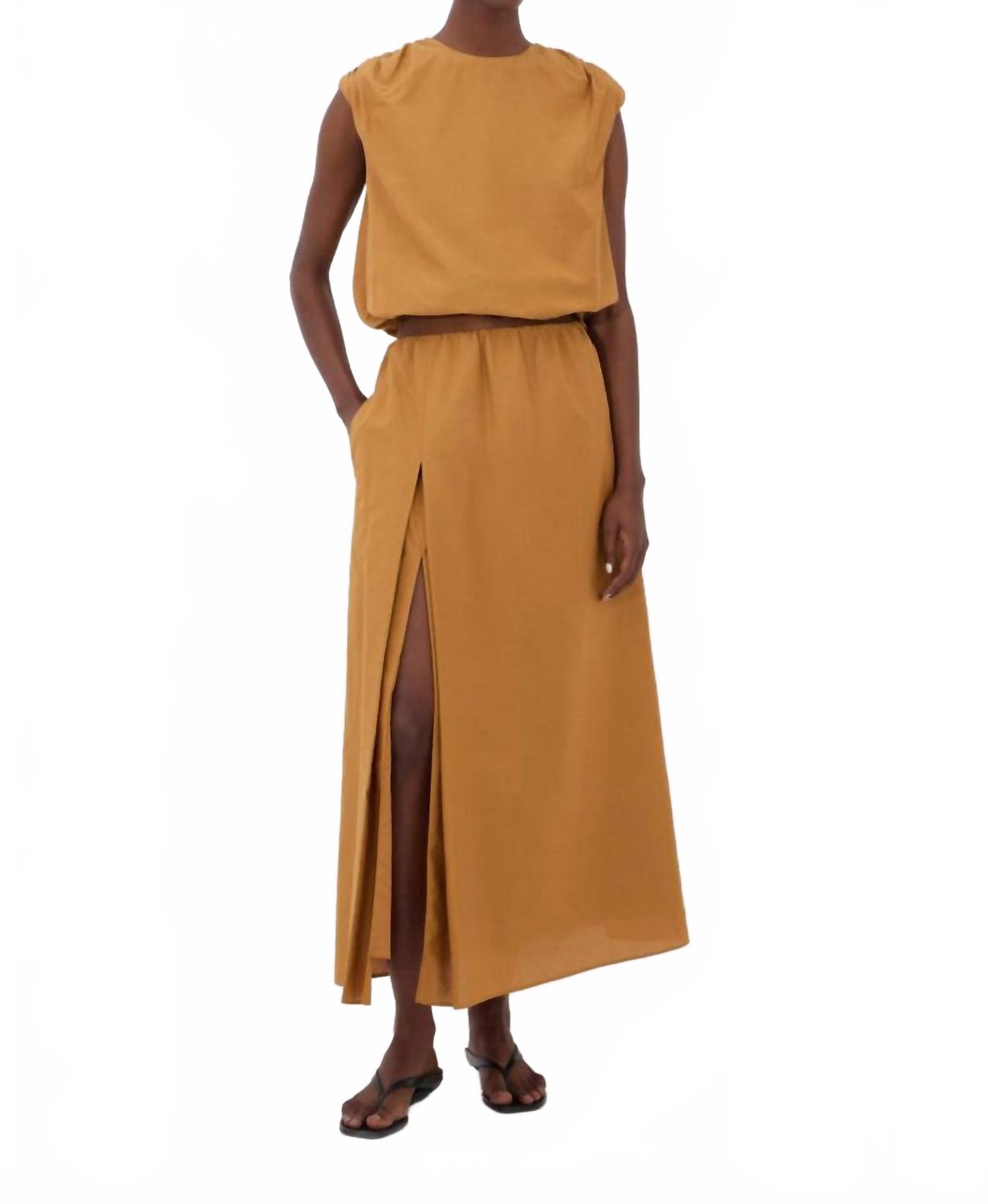 Кармен Лонг Собранная юбка в охра Loulou Studio, Ocher
Кармен Лонг Собранная юбка в охра Loulou Studio, Ocher