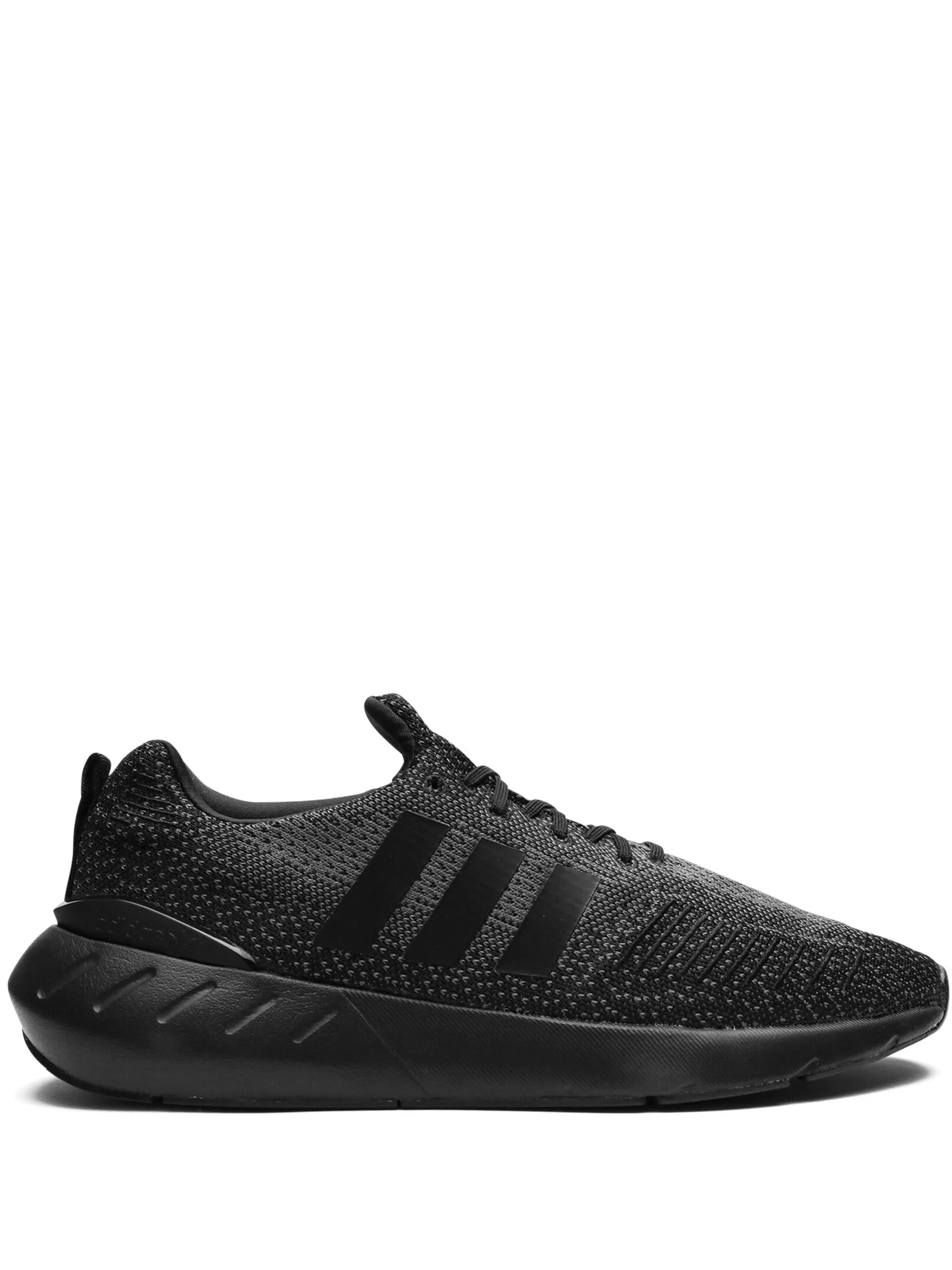 Кроссовки Swift Run 22 Blackout Adidas, черный
Кроссовки Swift Run 22 Blackout Adidas, черный