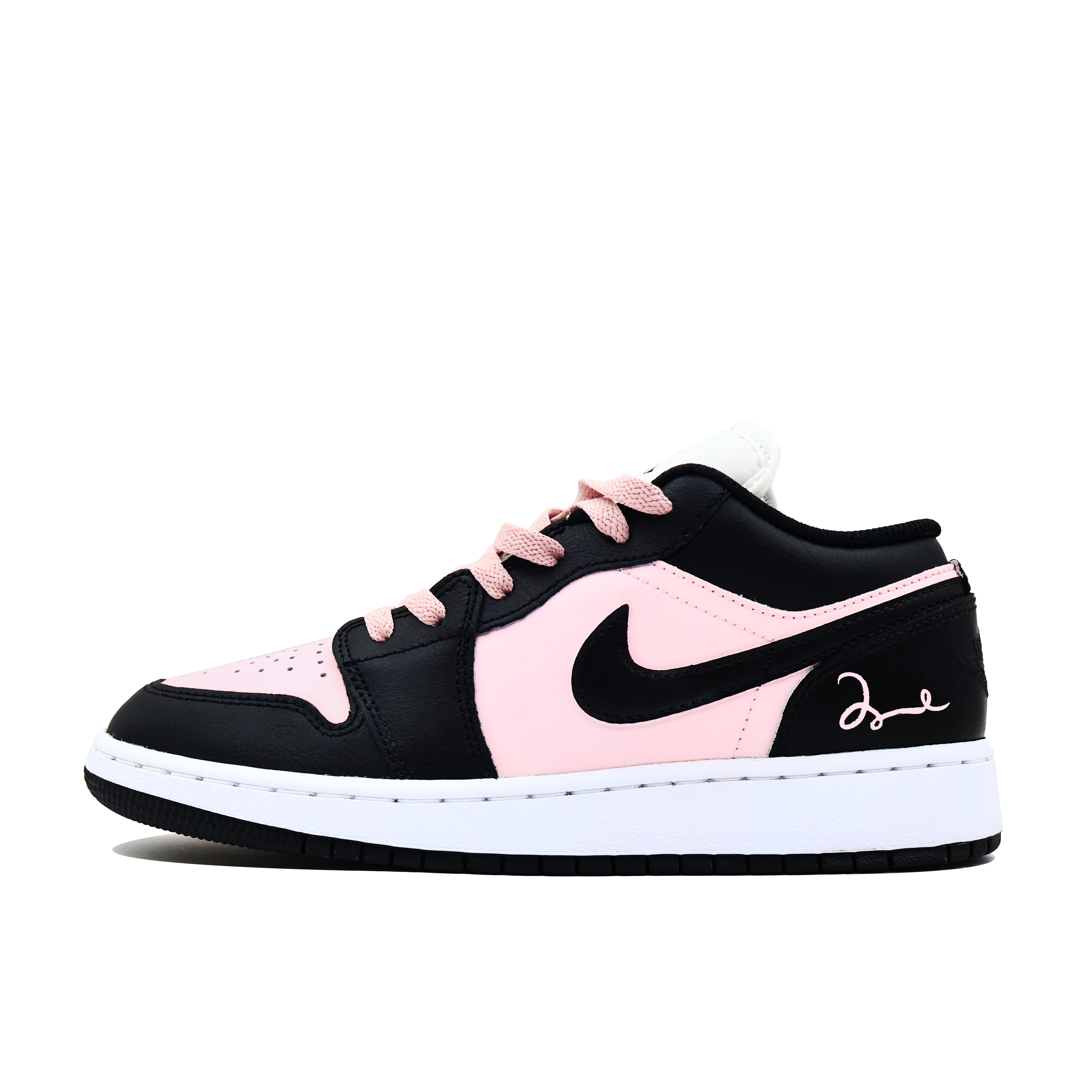 Баскетбольные кроссовки Air 1 LOW с противоскользящим износостойким верхом для детей и подростков Jordan, черный/розовый
Баскетбольные кроссовки Air 1 LOW с противоскользящим износостойким верхом для детей и подростков Jordan, черный/розовый