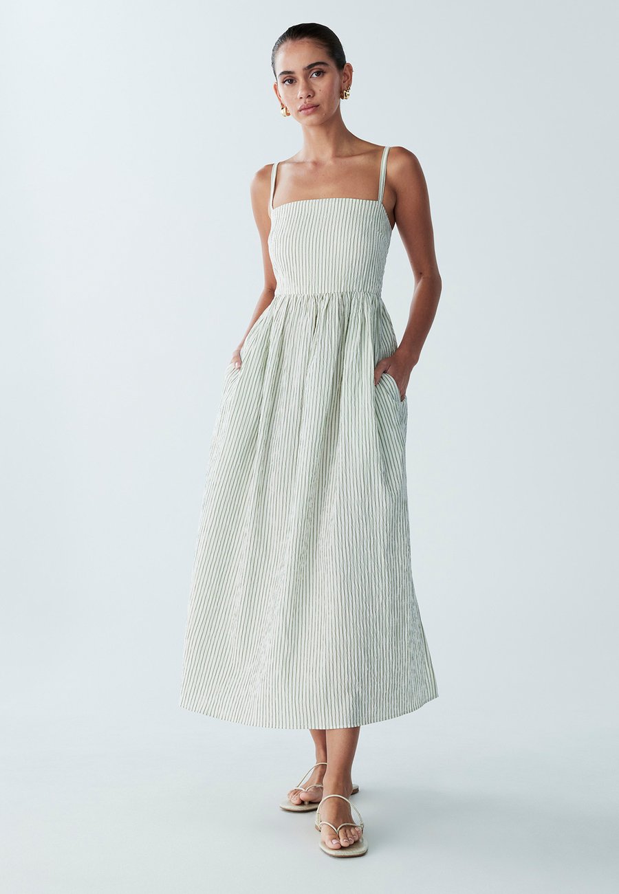 Платье ST MRLO LANAH, Sage White Stripe/White
Платье ST MRLO LANAH, Sage White Stripe/White