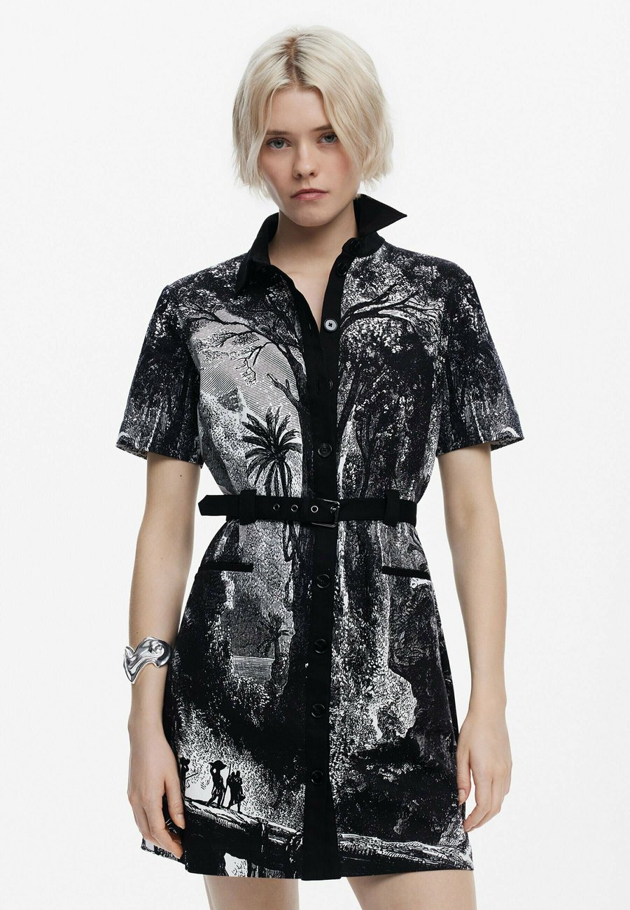 Платье Desigual Shift dress, Black/Grey
Платье Desigual Shift dress, Black/Grey