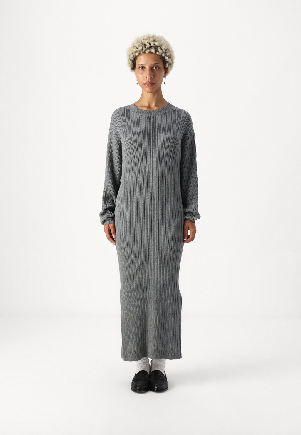 Платье-джемпер VMIVY O-NECK ANKLE DRESS Vero Moda Petite, цвет Mottled Grey
Платье-джемпер VMIVY O-NECK ANKLE DRESS Vero Moda Petite, цвет Mottled Grey