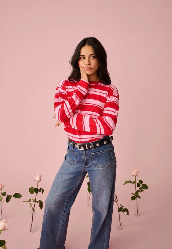 Футболка с длинными рукавами в многополоску winny Kaffe, True Red/Pink Stripes, Красный, Футболка с длинными рукавами в многополоску winny Kaffe, True Red/Pink Stripes
Футболка с длинными рукавами в многополоску winny Kaffe, True Red/Pink Stripes, Красный, Футболка с длинными рукавами в многополоску winny Kaffe, True Red/Pink Stripes