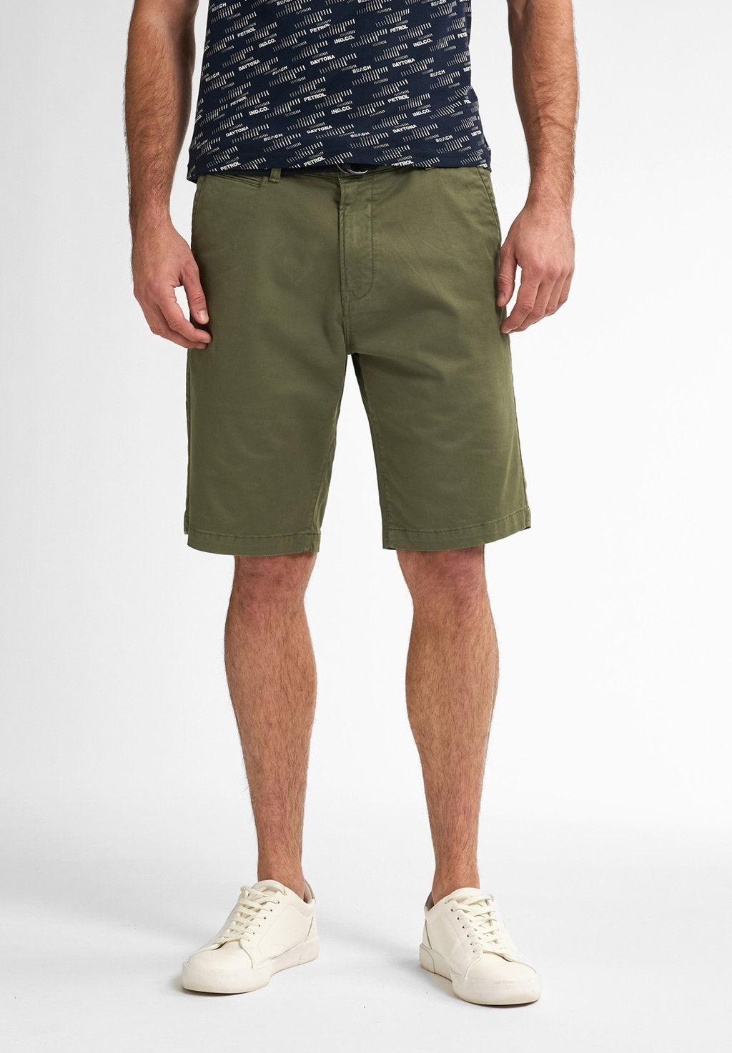 Шорты CHINO BREEZEVIEW Petrol Industries, темно-зеленый
Шорты CHINO BREEZEVIEW Petrol Industries, темно-зеленый