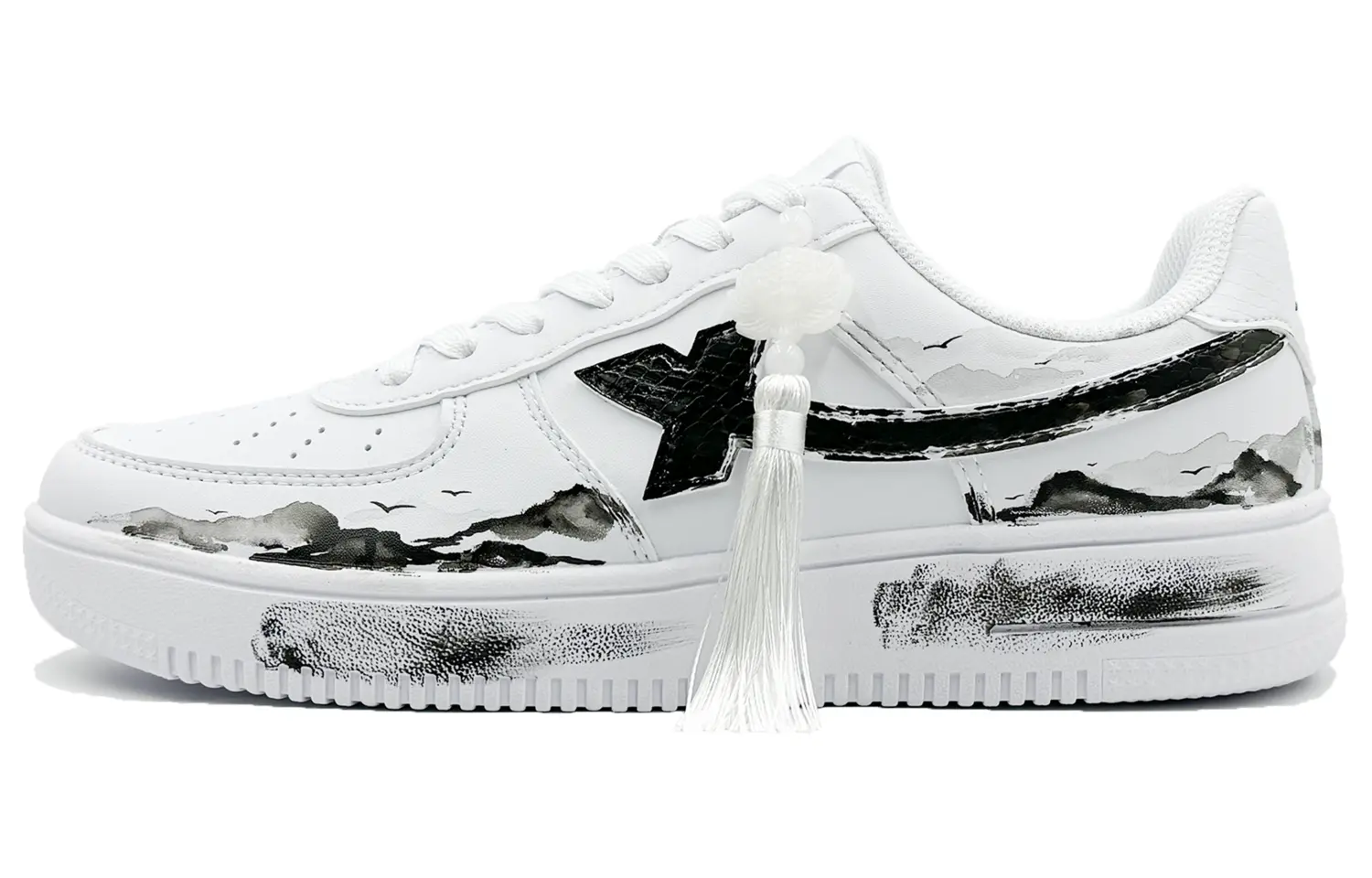 XTEP Кроссовки Air Force One с низким верхом, противоскользящие, износостойкие, мужские, для скейтбординга, черно-белые
XTEP Кроссовки Air Force One с низким верхом, противоскользящие, износостойкие, мужские, для скейтбординга, черно-белые