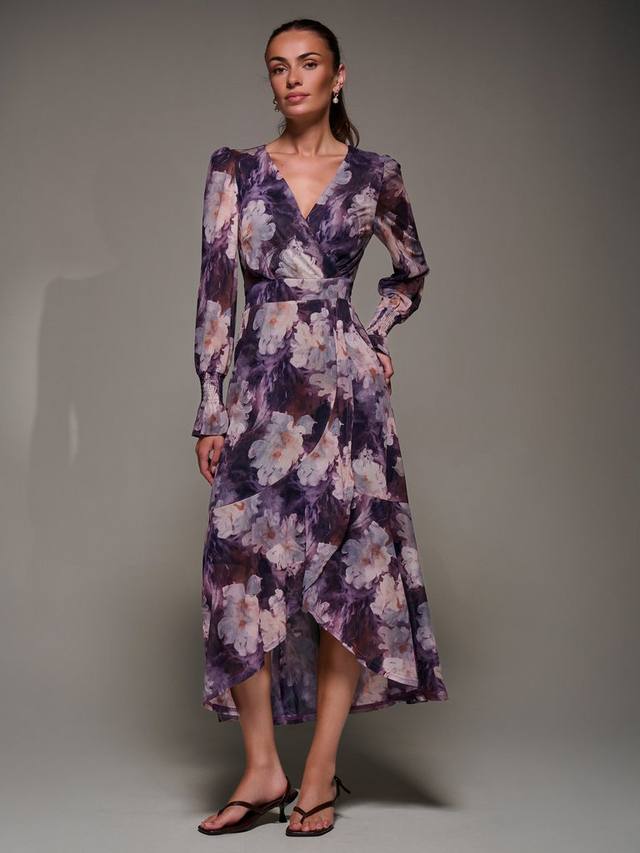 Платье с рюшами и длинными рукавами из сетки Jolie Moi
Платье с рюшами и длинными рукавами из сетки Jolie Moi