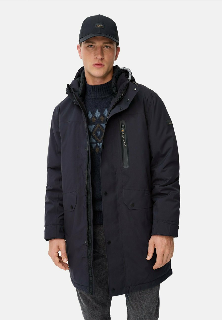 Пальто camel active MIT WASSERDICHTEM UND WINDDICHTEM MATERIAL, Dark Navy/Dark Blue
Пальто camel active MIT WASSERDICHTEM UND WINDDICHTEM MATERIAL, Dark Navy/Dark Blue