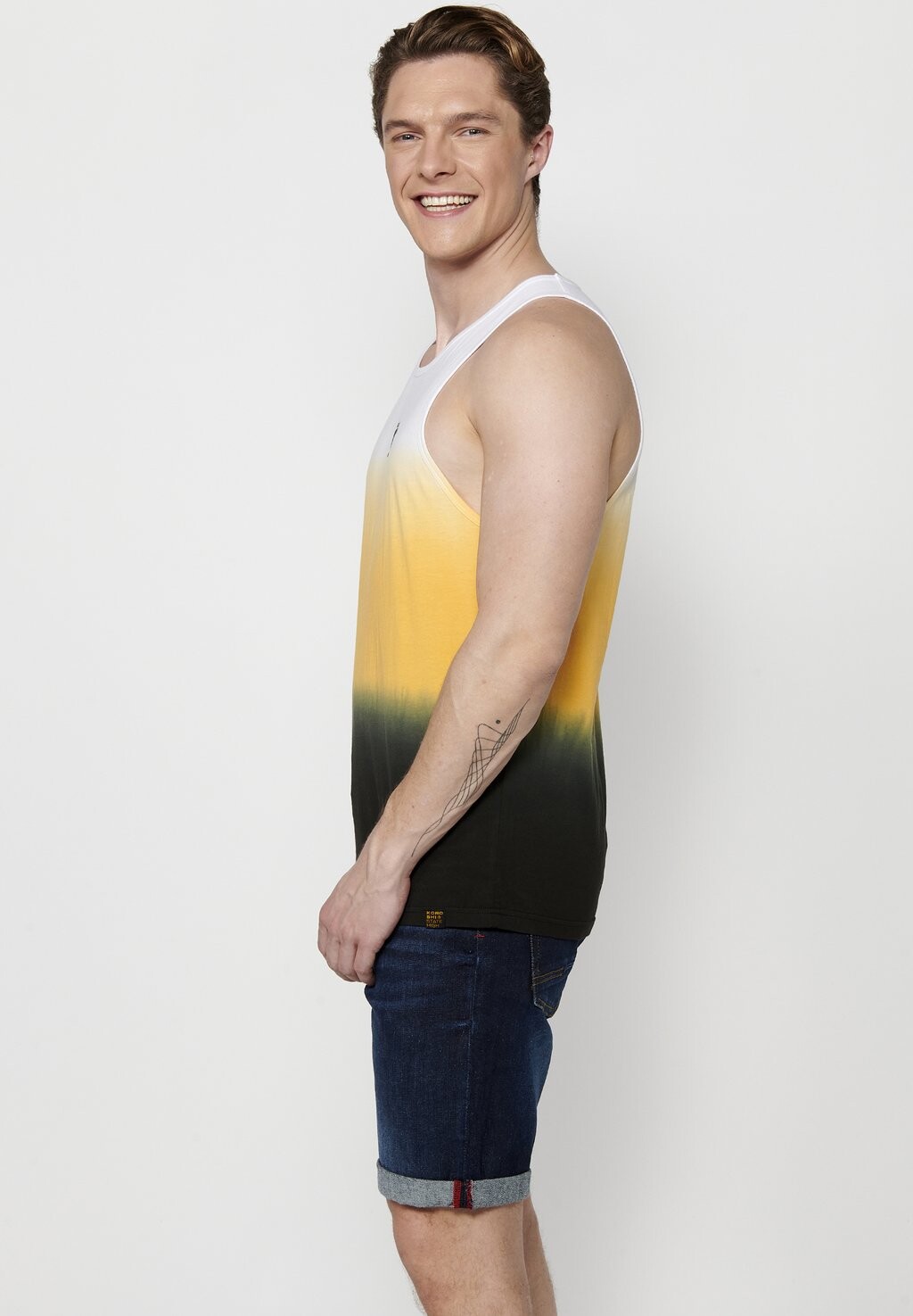 Топ Koroshi, желтый амарилло
Топ Koroshi, желтый амарилло