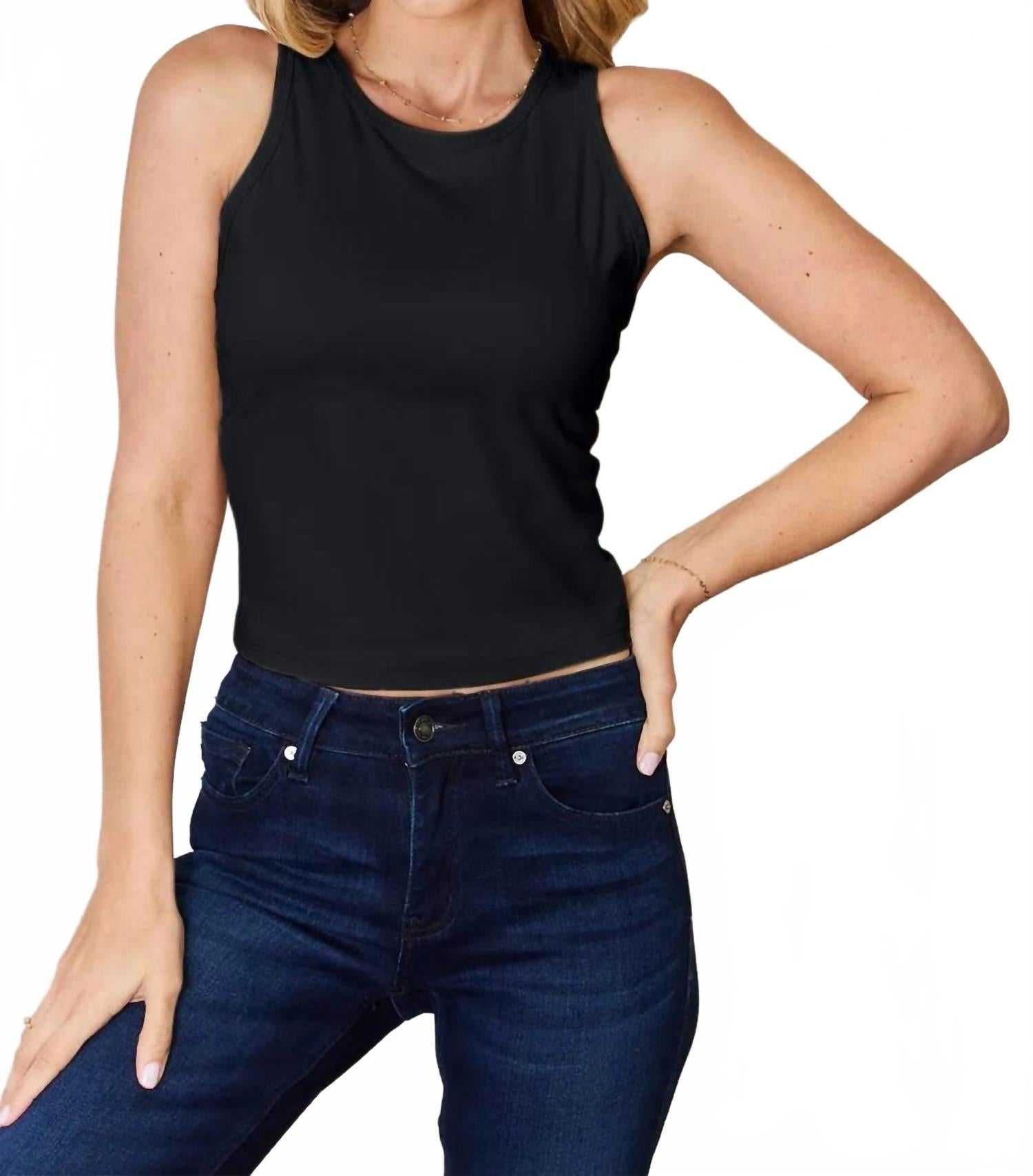 Футболка Essential Crop черная Basic Bae 
Футболка Essential Crop черная Basic Bae