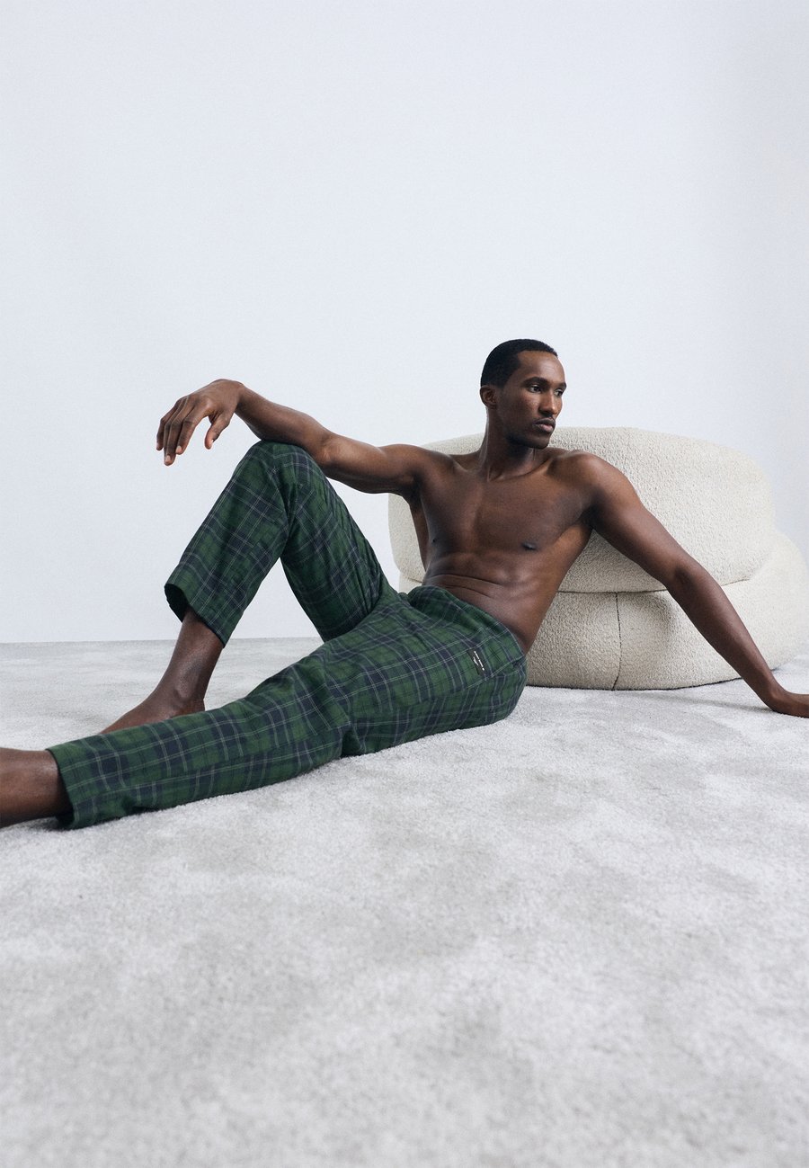 Пижамные брюки Björn Borg CORE PYJAMA PANT GIFTBOX, Multi-Coloured
Пижамные брюки Björn Borg CORE PYJAMA PANT GIFTBOX, Multi-Coloured