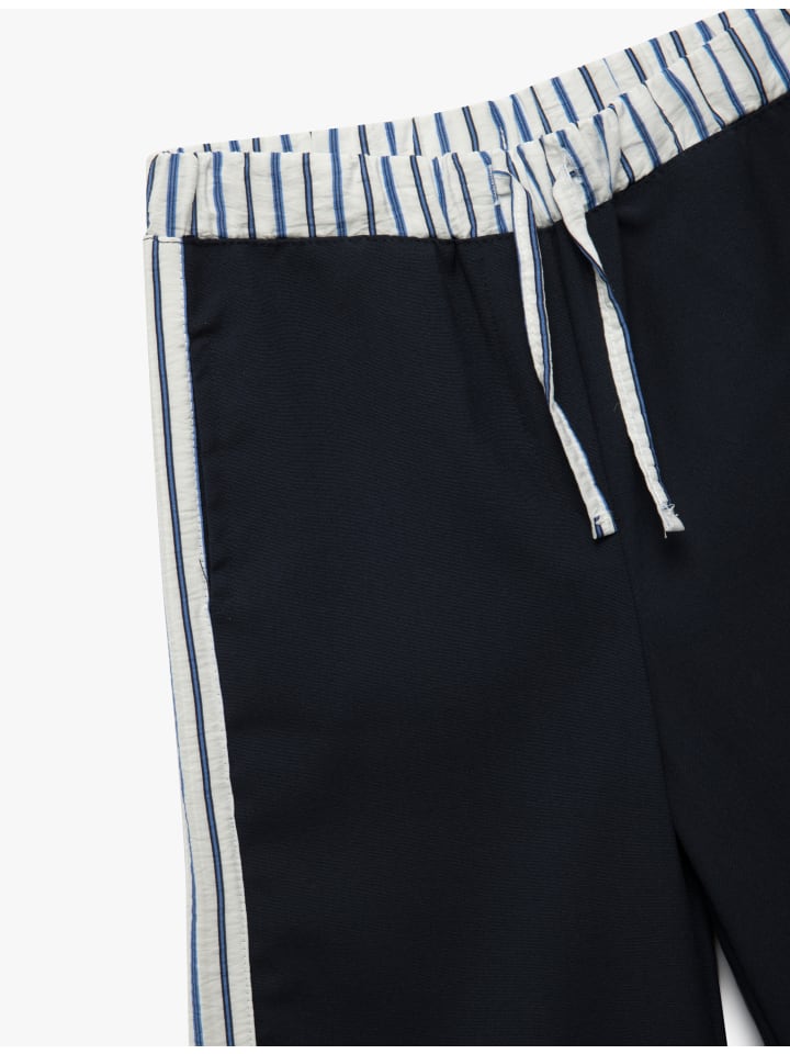 Тканевые брюки KOTON, темно-синий
Тканевые брюки KOTON, темно-синий