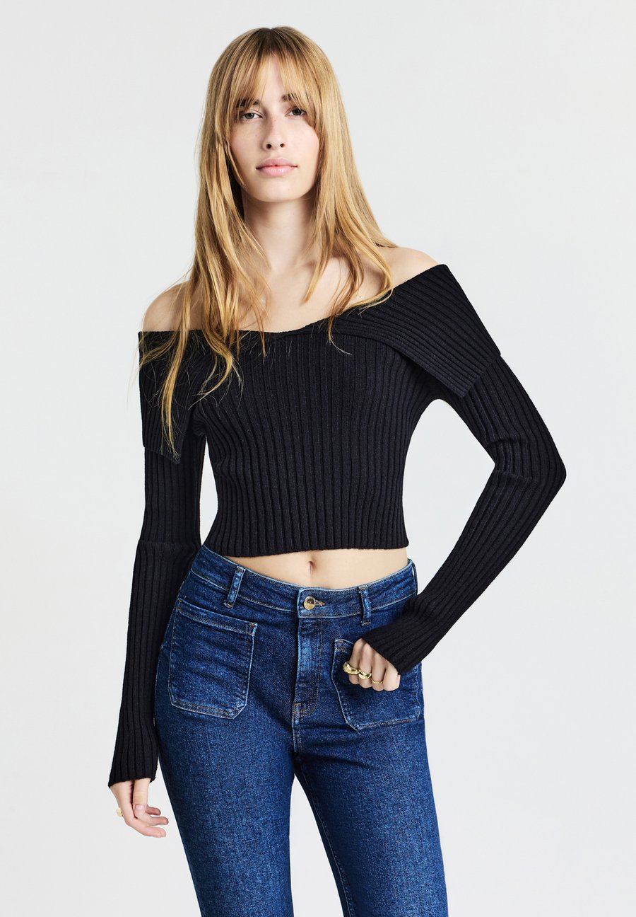 Джемпер Calliope SPALLE SCOPERTE, Ultrablack/Black
Джемпер Calliope SPALLE SCOPERTE, Ultrablack/Black