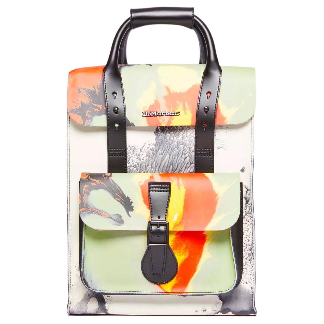 Кожаный рюкзак унисекс белый и разноцветный Dr.Martens
Кожаный рюкзак унисекс белый и разноцветный Dr.Martens