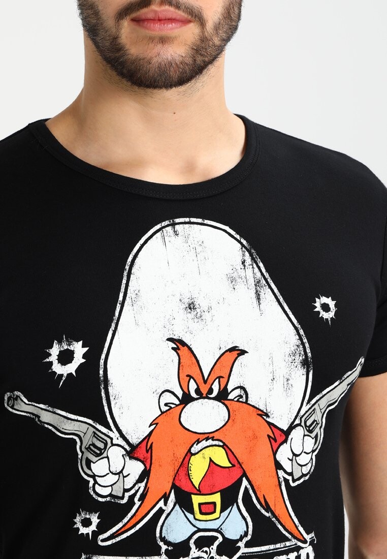 Футболка с принтом LOONEY TUNES SAY YOUR PRAYERS LOGOSHIRT, черный 
Футболка с принтом LOONEY TUNES SAY YOUR PRAYERS LOGOSHIRT, черный