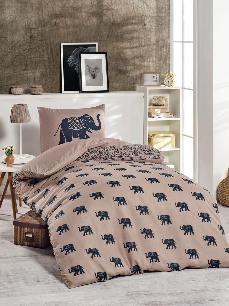 L'Essentiel Linge de Maison, Fil-ELR9371, бежевый, Пуховые одеяла, 65 % хлопок / 35 % полиэстер
L'Essentiel Linge de Maison, Fil-ELR9371, бежевый, Пуховые одеяла, 65 % хлопок / 35 % полиэстер