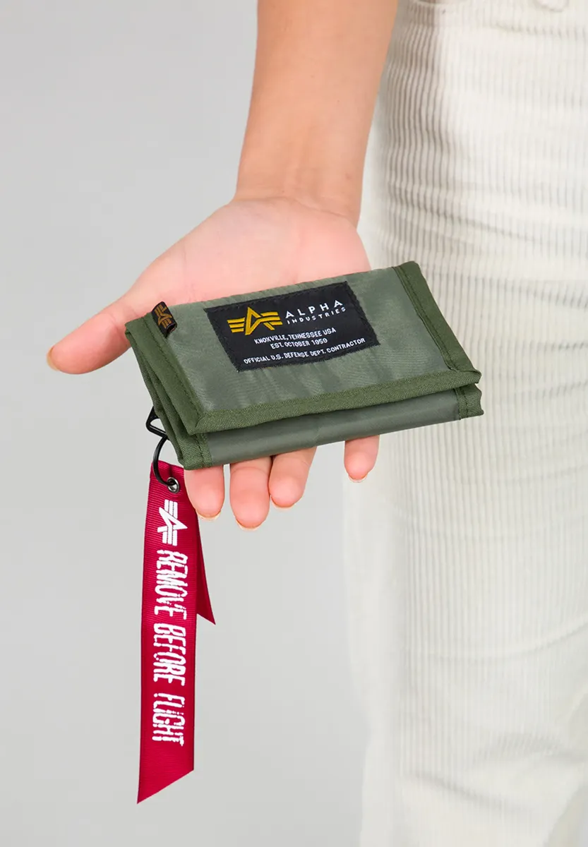 Кошелек Alpha Industries "Аксессуары Alpha Industries - Кошельки Crew Wallet", зеленый
Кошелек Alpha Industries "Аксессуары Alpha Industries - Кошельки Crew Wallet", зеленый
