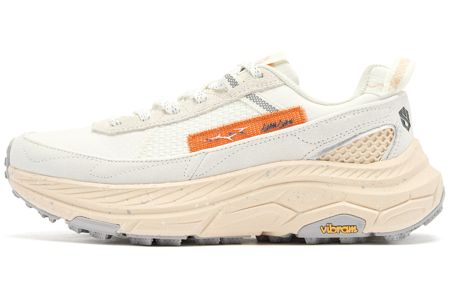 Кроссовки для бега Mountain God 2 LITE женские с низким верхом цвета слоновой кости / пыльный Qiaodan, цвет Ivory / Dusty
Кроссовки для бега Mountain God 2 LITE женские с низким верхом цвета слоновой кости / пыльный Qiaodan, цвет Ivory / Dusty