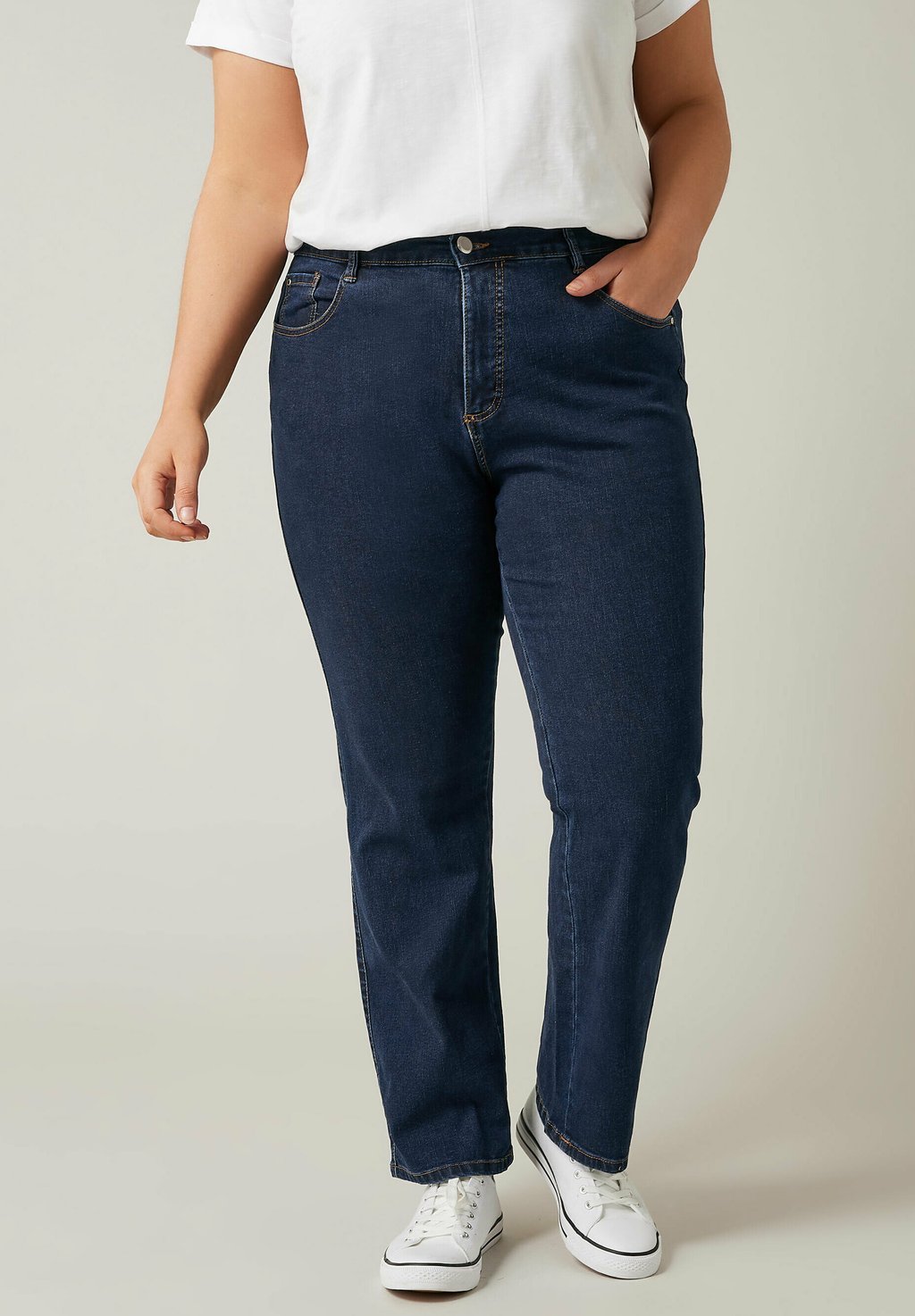 Джинсы прямого кроя Evans, темно-синий
Джинсы прямого кроя Evans, темно-синий