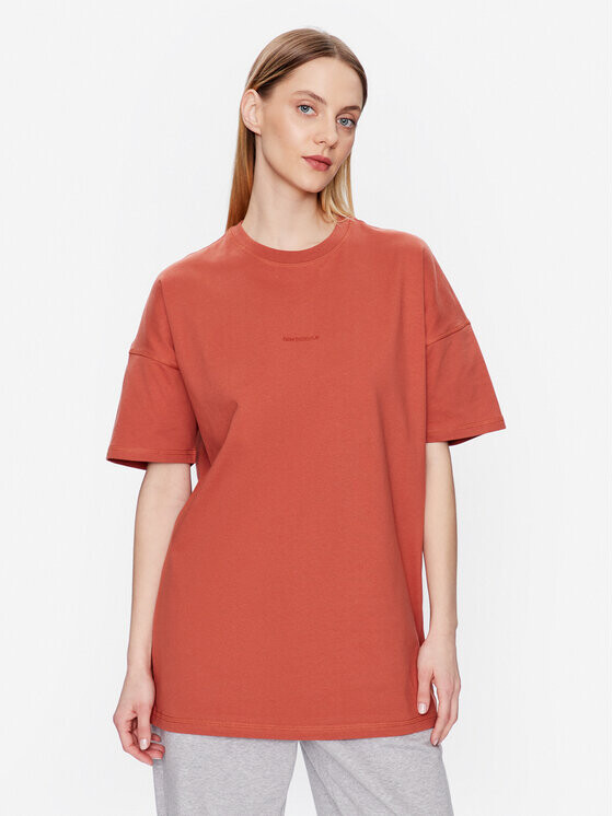 Футболка свободного кроя New Balance, коричневый
Футболка свободного кроя New Balance, коричневый