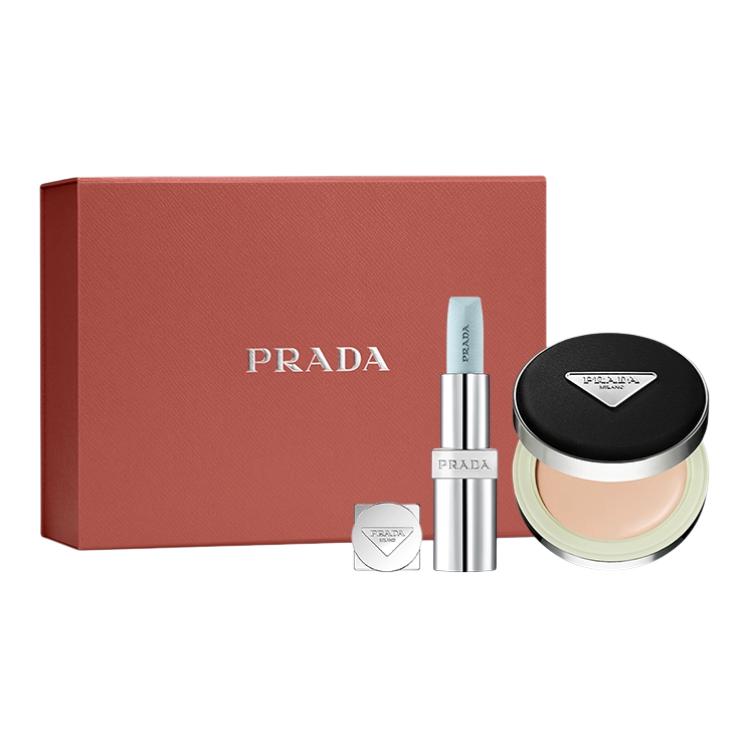 Prada Новогодняя лимитированная серия: набор косметики с синей помадой-кушоном Air Cushion, натуральный цвет, 12 г + 3,8 г
Prada Новогодняя лимитированная серия: набор косметики с синей помадой-кушоном Air Cushion, натуральный цвет, 12 г + 3,8 г