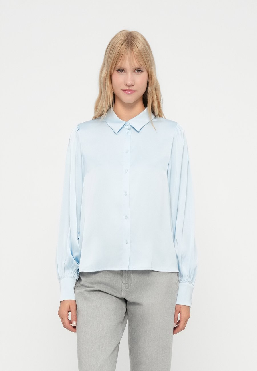 Блуза VILA VIENNA RAVENNA BALOON, Nantucket Breeze/Light Blue
Блуза VILA VIENNA RAVENNA BALOON, Nantucket Breeze/Light Blue