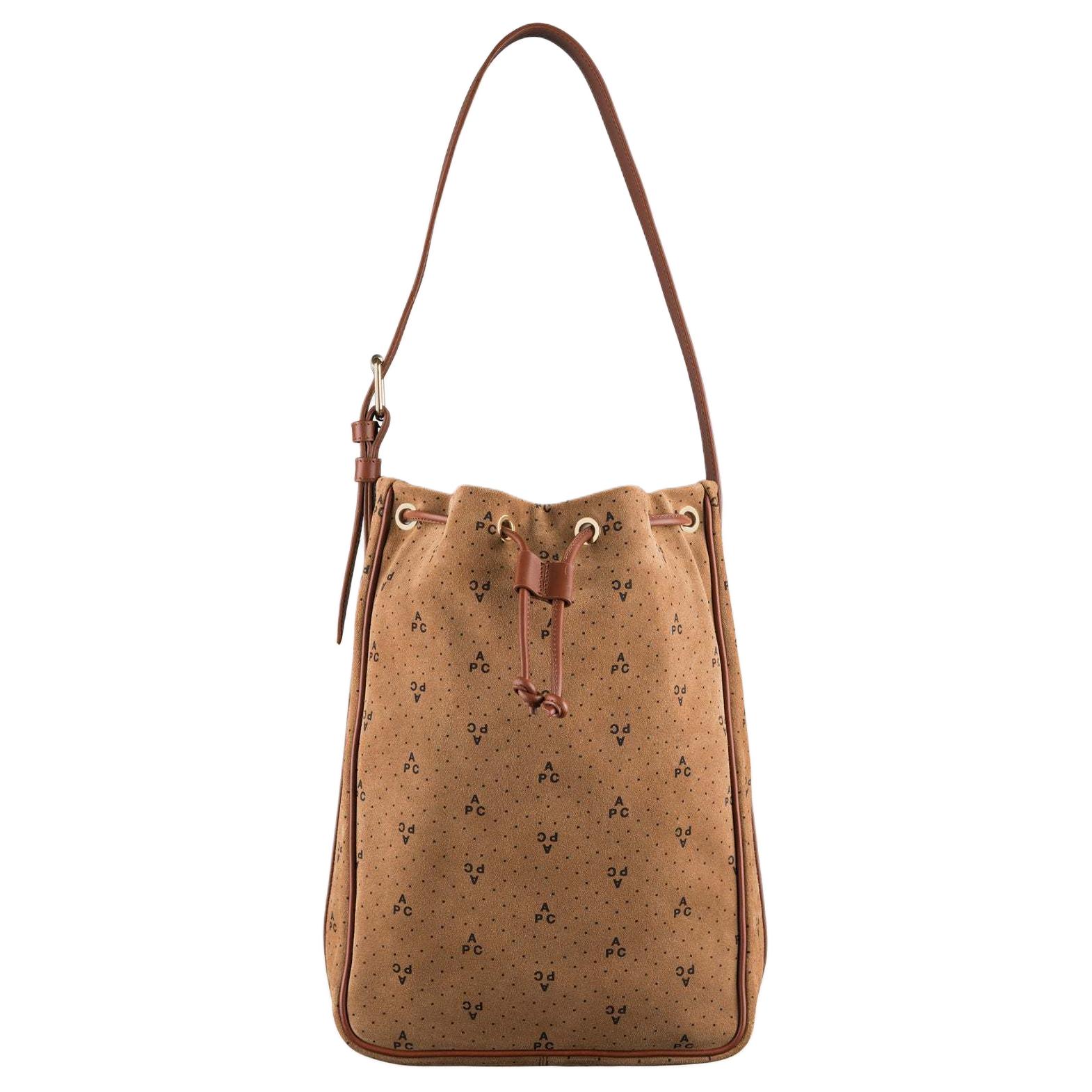 Сумка-кроссбоди из ягненка через плечо унисекс орехово-коричневая A.P.C
Сумка-кроссбоди из ягненка через плечо унисекс орехово-коричневая A.P.C