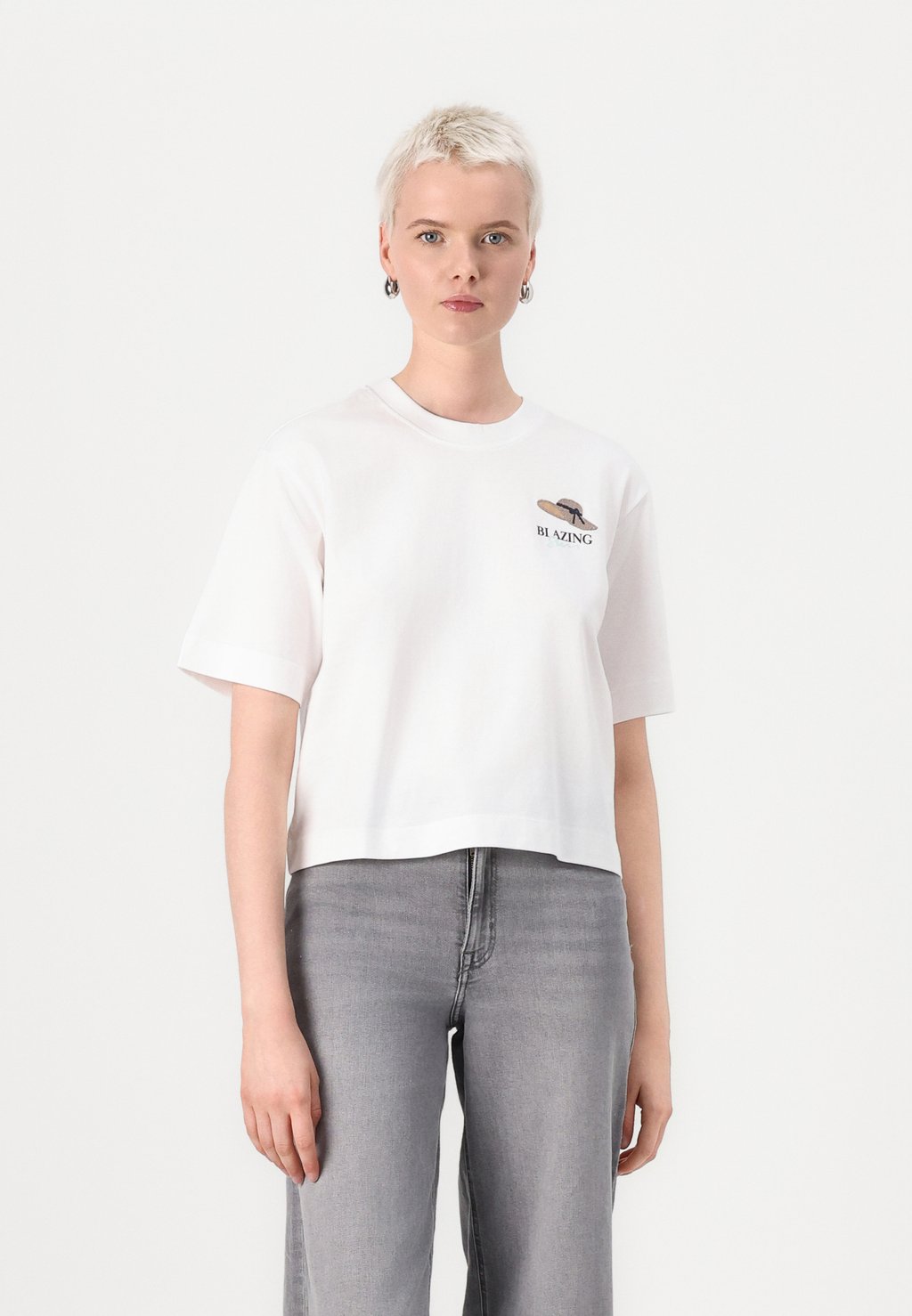 Футболка с принтом ONLVITA LIFE SUMMER ONLY, белый
Футболка с принтом ONLVITA LIFE SUMMER ONLY, белый