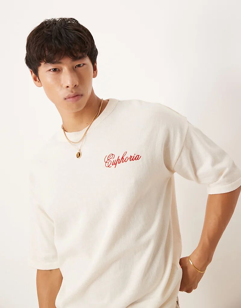 Футболка свободного кроя с круглым вырезом и вышивкой на груди ASOS DESIGN белого цвета
Футболка свободного кроя с круглым вырезом и вышивкой на груди ASOS DESIGN белого цвета