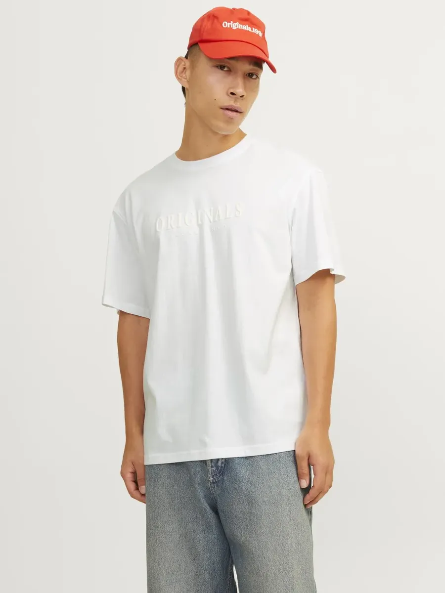 Рубашка Jack & Jones с круглым вырезом "JORFREDERIKSBERG TEE SS CREW NECK NOOS", белый
Рубашка Jack & Jones с круглым вырезом "JORFREDERIKSBERG TEE SS CREW NECK NOOS", белый