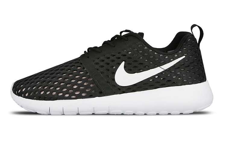 Nike Roshe One Кроссовки женские 
Nike Roshe One Кроссовки женские