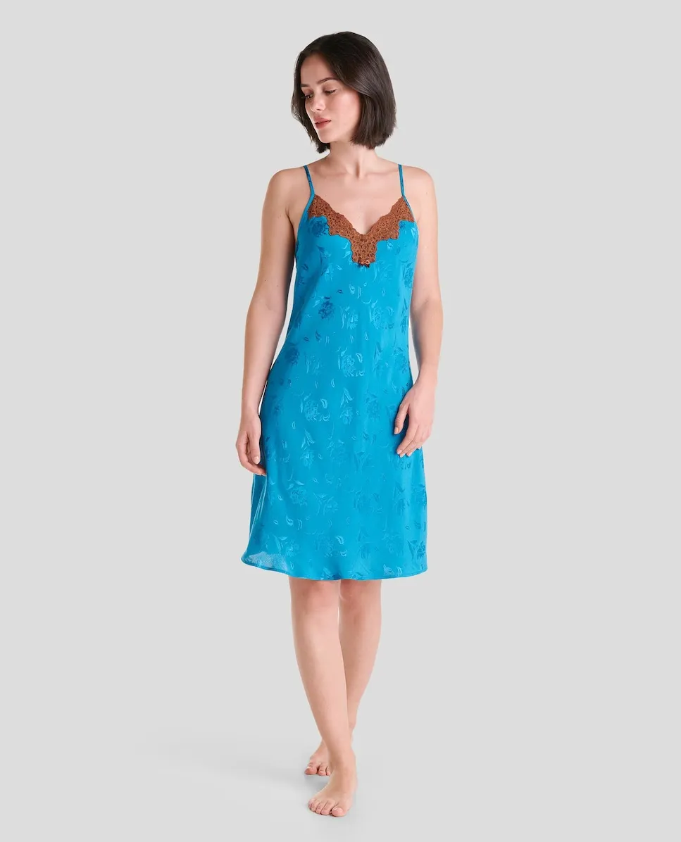 Женская короткая ночная рубашка на бретелях Lohe, синий
Женская короткая ночная рубашка на бретелях Lohe, синий