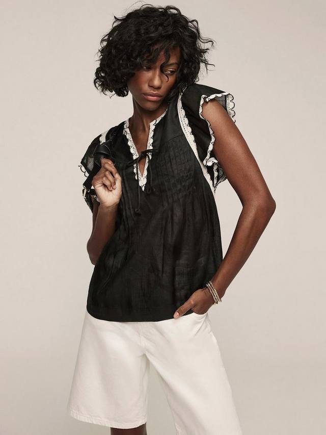 Блузка с короткими рукавами с контрастной отделкой Mint Velvet, черный
Блузка с короткими рукавами с контрастной отделкой Mint Velvet, черный