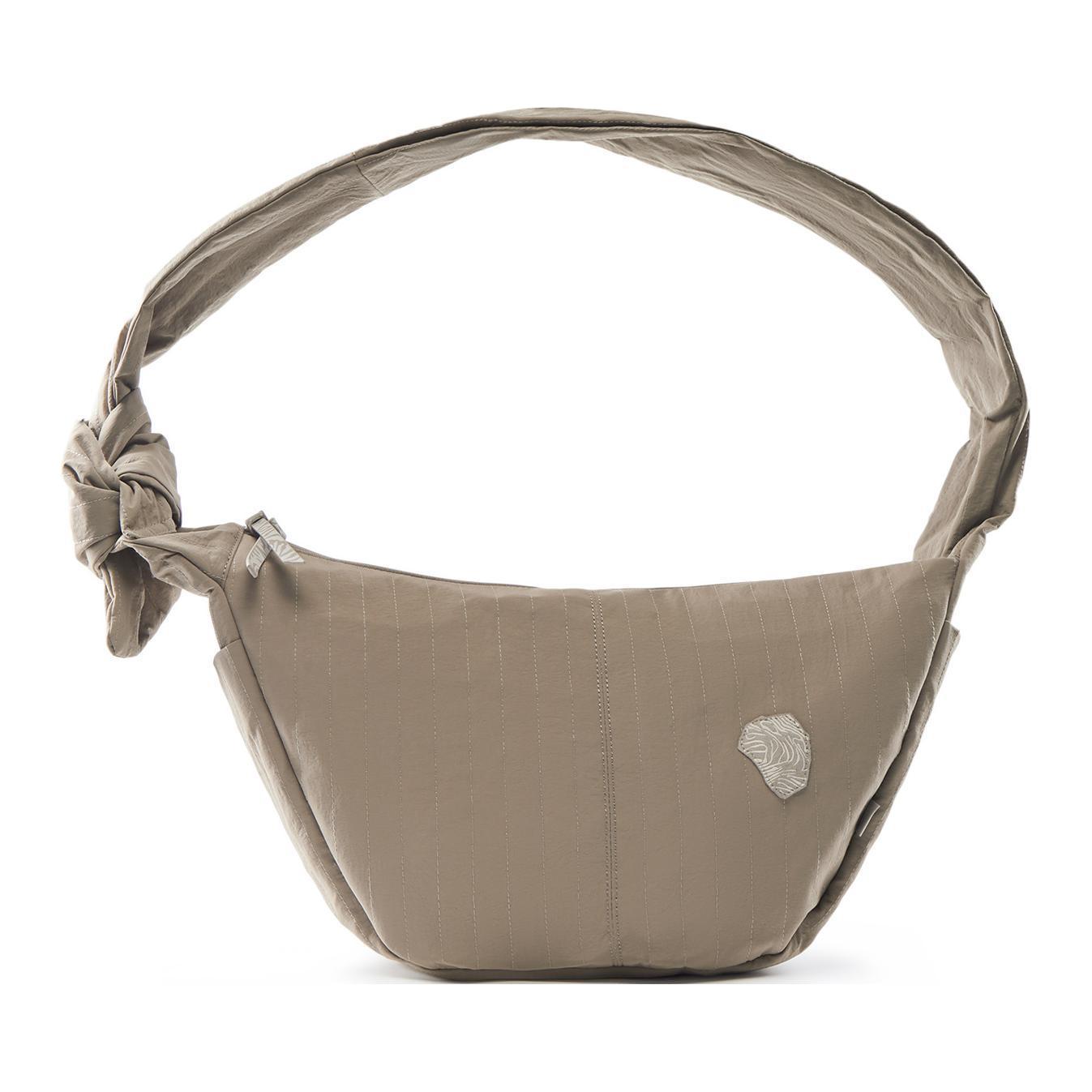 LiNing Полиамидная сумка через плечо унисекс кофейного умбра, Coffee Foam Umber
LiNing Полиамидная сумка через плечо унисекс кофейного умбра, Coffee Foam Umber