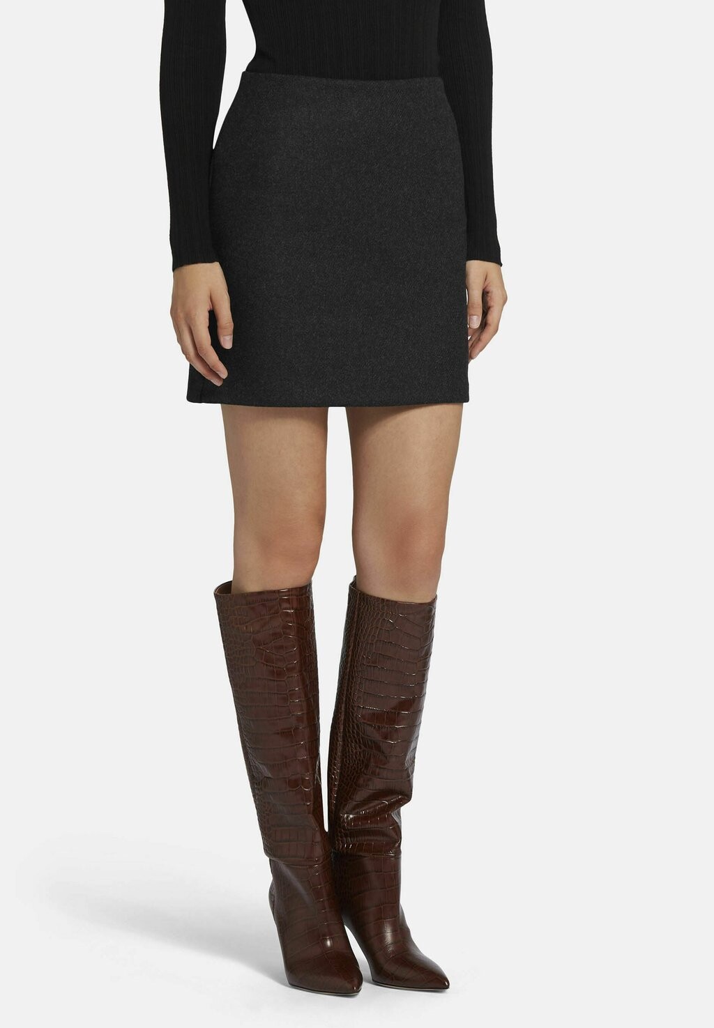 Мини-юбка LANINO Nicowa, антрацит
Мини-юбка LANINO Nicowa, антрацит