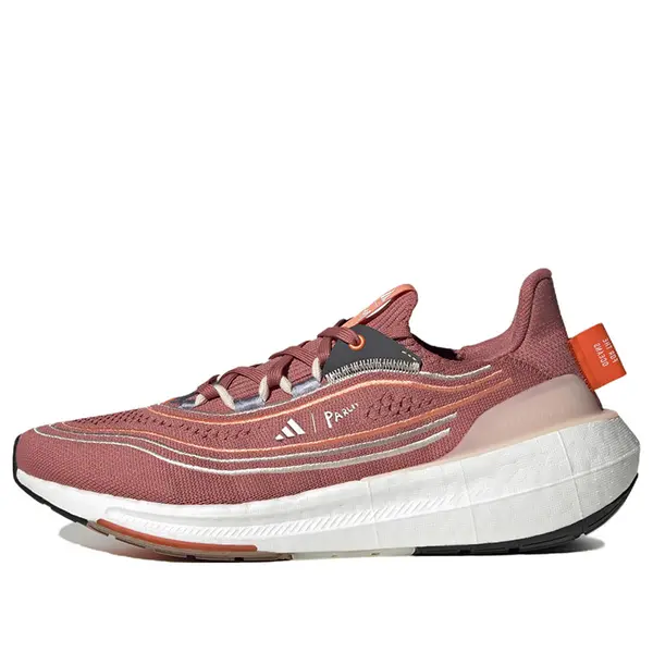 Кроссовки parley x ultraboost легкие Adidas, красный
Кроссовки parley x ultraboost легкие Adidas, красный