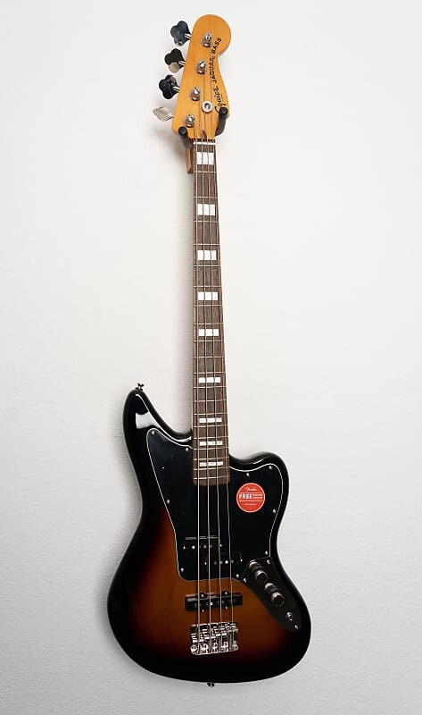 Басс гитара Squier Classic Vibe Jaguar Bass- 3-Color Sunburst
Басс гитара Squier Classic Vibe Jaguar Bass- 3-Color Sunburst