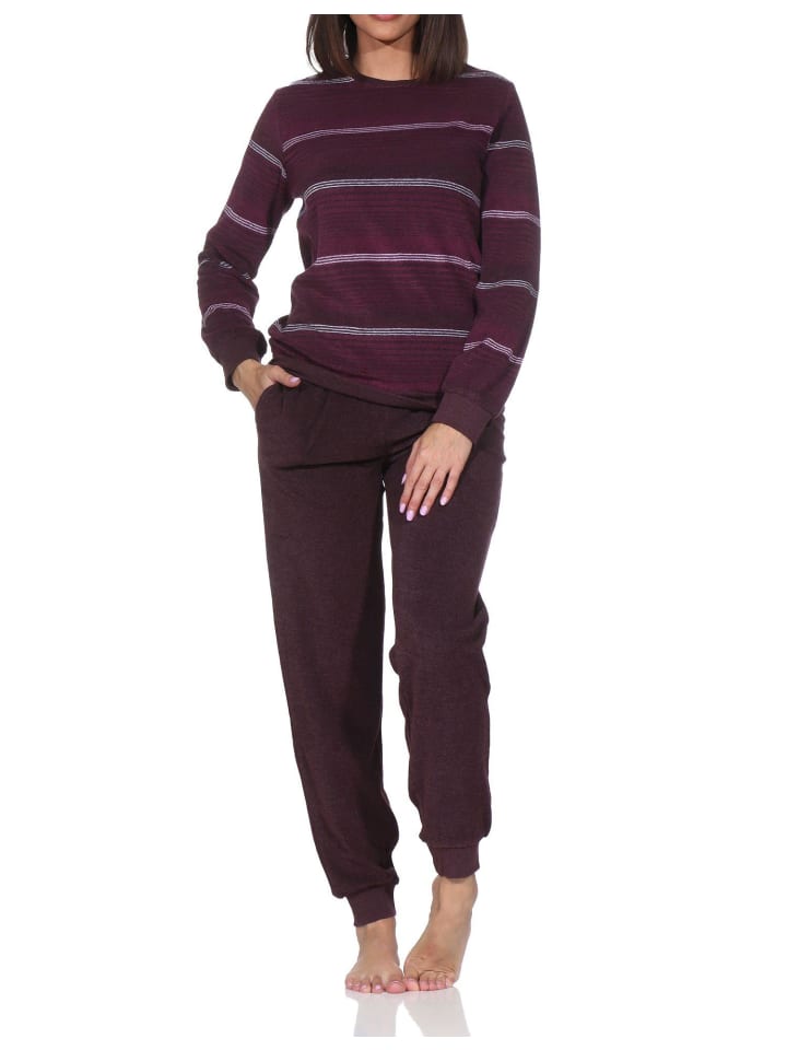 NORMANN Пижама из махровой ткани с длинными рукавами, манжетами и полосатым узором ягодного цвета
NORMANN Пижама из махровой ткани с длинными рукавами, манжетами и полосатым узором ягодного цвета