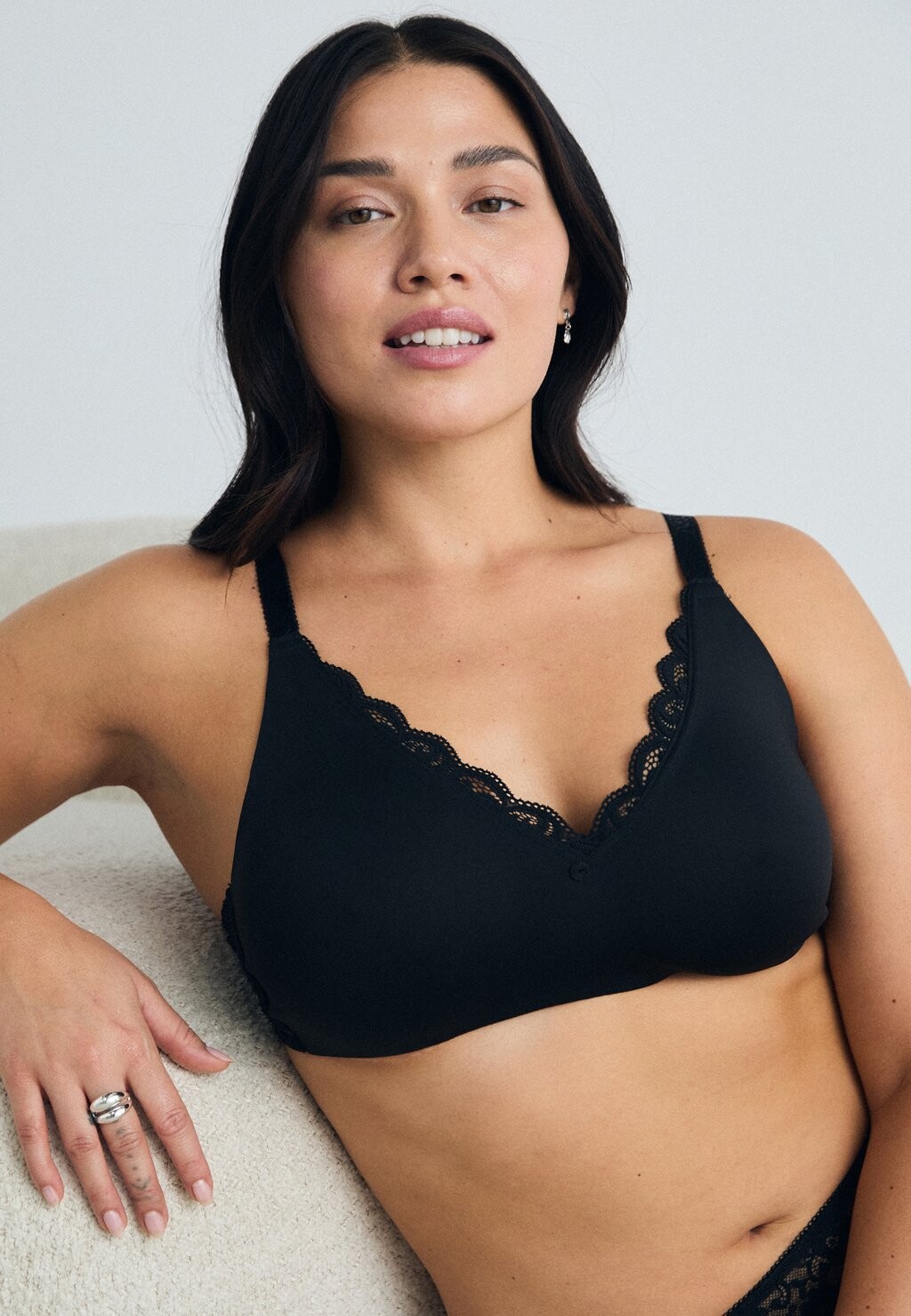 Треугольный бюстгальтер AMOURETTE N01 Triumph, черный
Треугольный бюстгальтер AMOURETTE N01 Triumph, черный