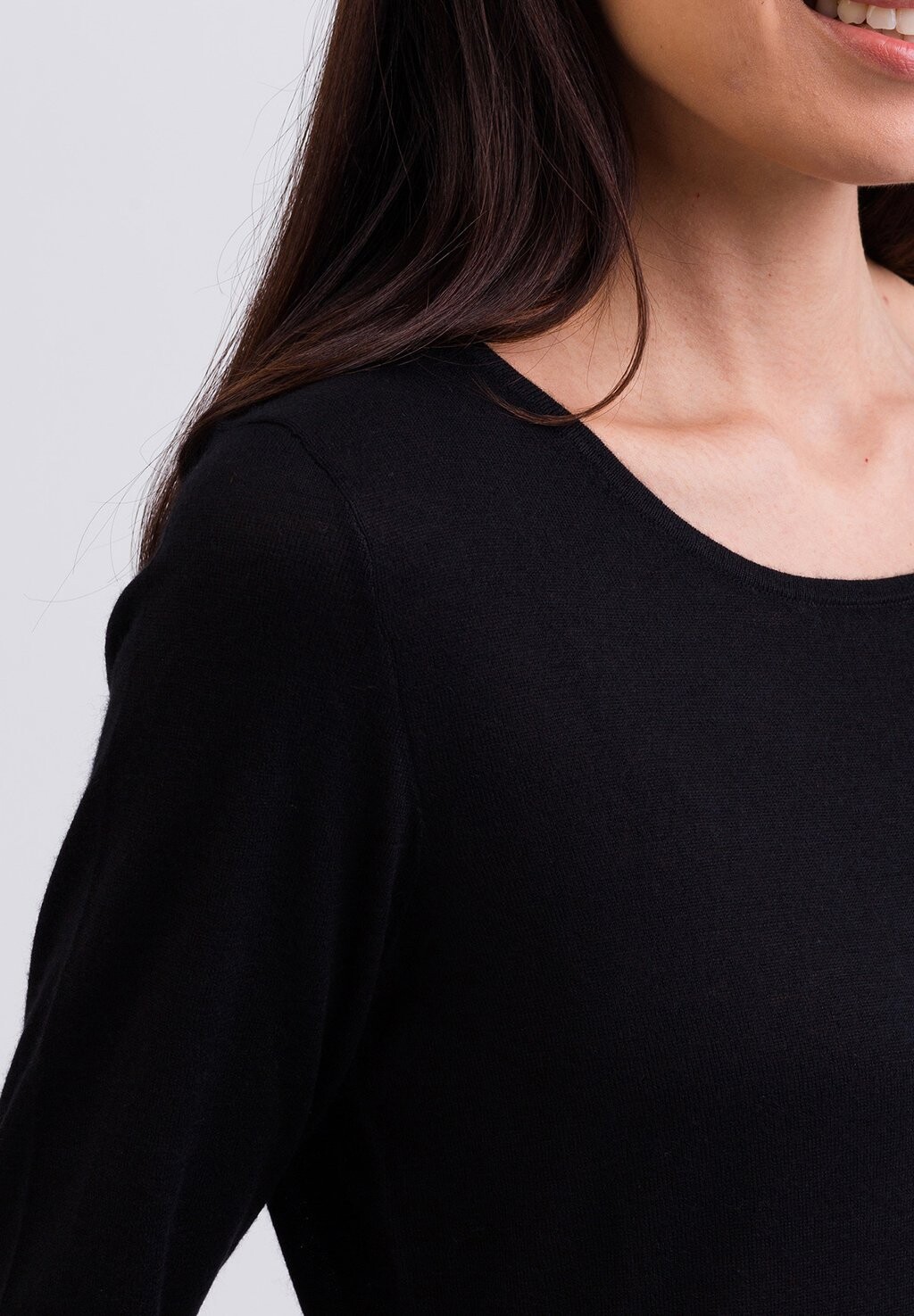 Джемпер CASH-MERE, черный
Джемпер CASH-MERE, черный