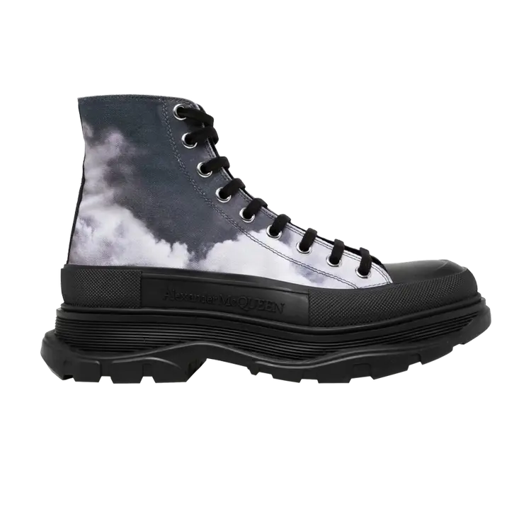 Ботинки Alexander McQueen Tread Slick Boot, черный
Ботинки Alexander McQueen Tread Slick Boot, черный